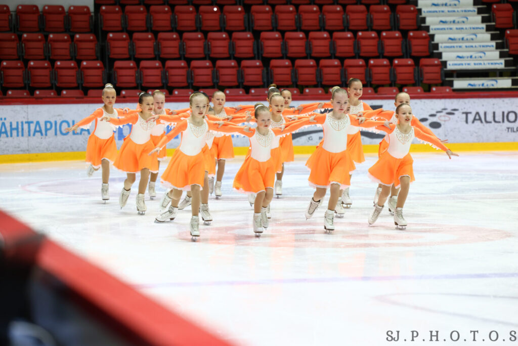 MiniSparkles KAUSI 2022-23 Poju-lintuset, kuvaaja Santtu Jaakkola, sj.photos